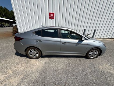 Used 2020 Hyundai Elantra SEL w/ Cargo Package (C1) FWD image 9