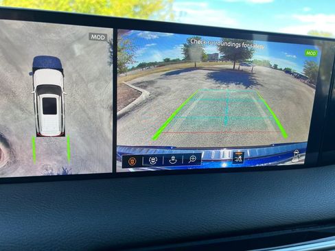 New 2026 Nissan Armada Platinum image 9