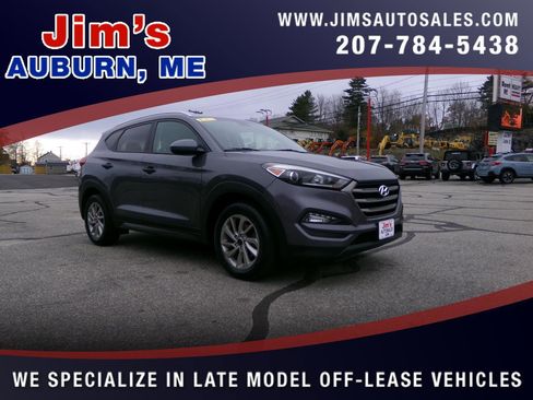 Used 2016 Hyundai Tucson SE w/ Option Group 02 AWD/4WD image 1