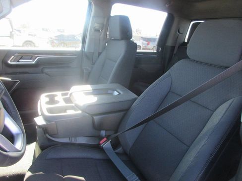 New 2026 GMC Sierra 3500 SLE w/ SLE Value Package image 14