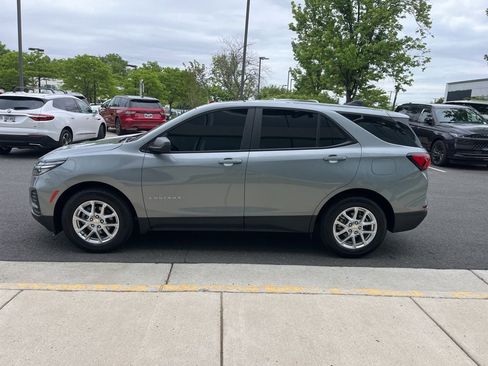 Used 2023 Chevrolet Equinox LS FWD image 6