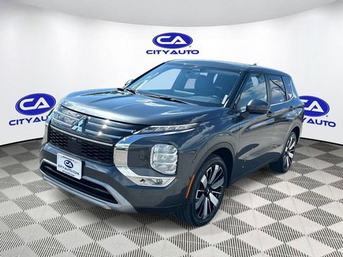 Used 2025 Mitsubishi Outlander SE AWD/4WD image 10