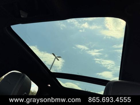 Used 2026 Jaguar F-PACE R-Dynamic S image 33