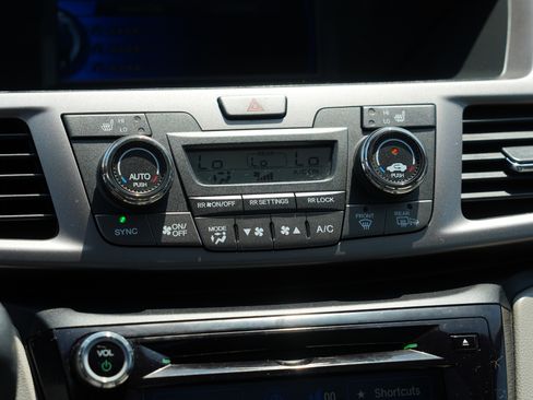 Used 2015 Honda Odyssey EX-L image 23