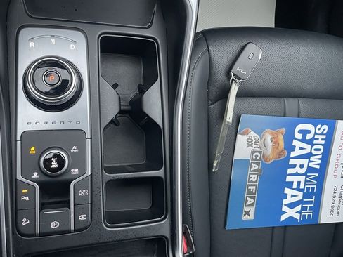 Certified 2023 Kia Sorento EX image 35
