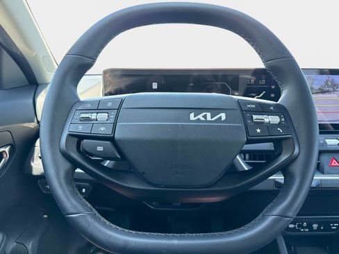 Used 2025 Kia K4 EX FWD image 24