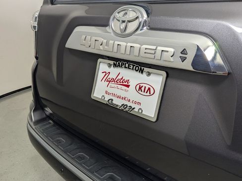 Used 2023 Toyota 4Runner Limited RWD image 8