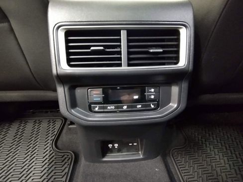 New 2026 Volkswagen Atlas SEL Premium R-Line image 43