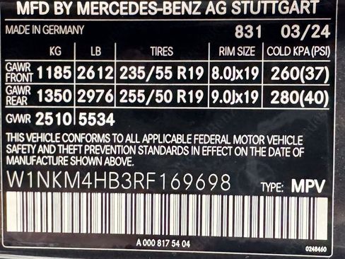 Used 2024 Mercedes-Benz GLC 300 GLC 300 w/ AMG Line image 37
