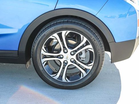 Used 2019 Chevrolet Bolt Premier w/ Infotainment Package image 11