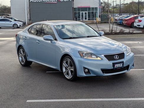 Used 2011 Lexus IS 250 w/ Premium Pkg Value Edition image 3