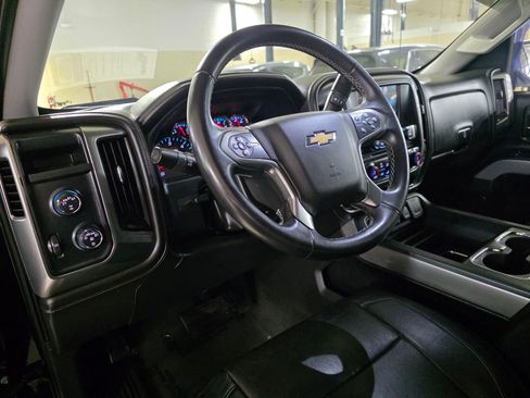 Used 2017 Chevrolet Silverado 1500 LTZ Z71 w/ Midnight Edition AWD/4WD image 28