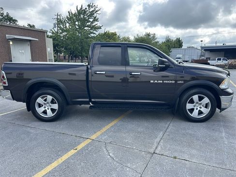 Used 2011 RAM 1500 Big Horn AWD/4WD image 2