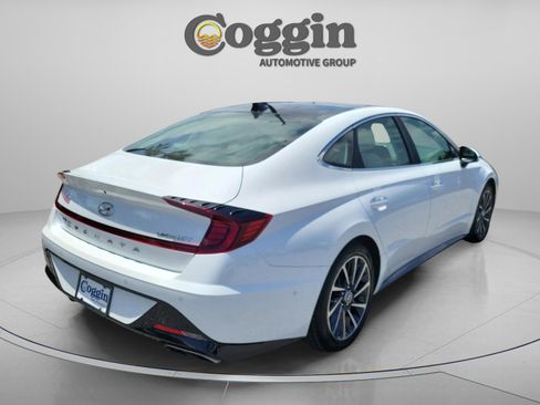 Used 2022 Hyundai Sonata Limited FWD image 3