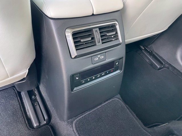 Used 2024 MAZDA CX-90 Plug-In Hybrid w/ Premium Plus AWD/4WD image 10