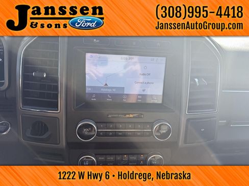 Used 2020 Ford Expedition XLT w/ Equipment Group 202A RWD image 24