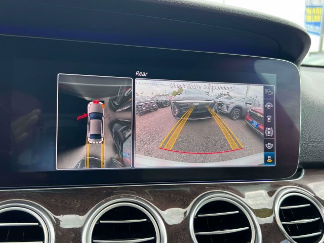 Used 2020 Mercedes-Benz E 350 Sedan image 29