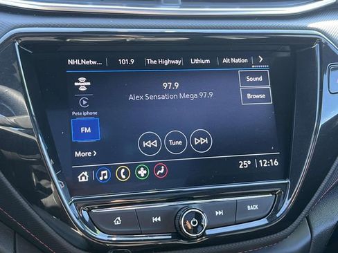 Used 2023 Chevrolet TrailBlazer RS w/ Sun and Liftgate Package image 30