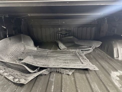 Used 2021 Chevrolet Silverado 1500 LT Trail Boss w/ Convenience Package II image 26