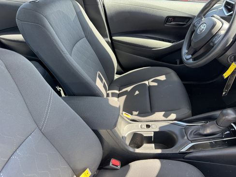 Used 2023 Toyota Corolla LE image 8