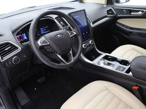 Used 2022 Ford Edge SEL w/ Convenience Package image 14