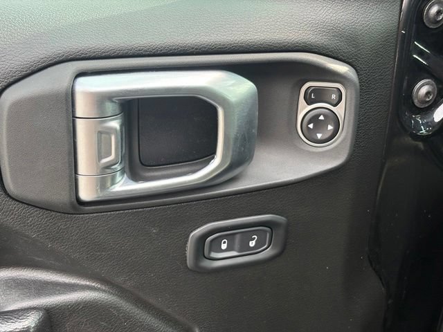 Used 2023 Jeep Wrangler Unlimited Sport AWD/4WD image 24