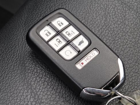 Used 2024 Honda Odyssey Touring image 36