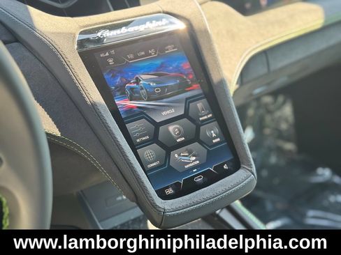 Used 2026 Lamborghini Temerario AWD/4WD image 12
