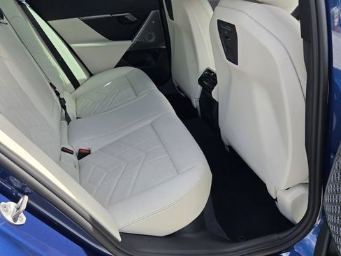 Used 2024 BMW 530i w/ Convenience Package RWD image 15