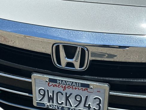 Used 2021 Honda Accord EX-L image 10