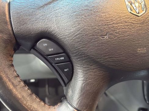 Used 2006 Dodge Grand Caravan SXT FWD image 24