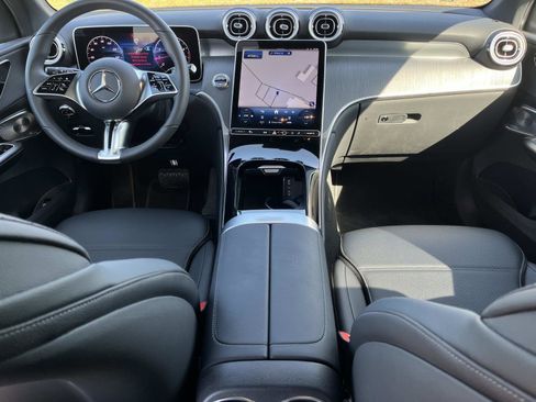 Used 2026 Mercedes-Benz GLC 300 4MATIC image 13