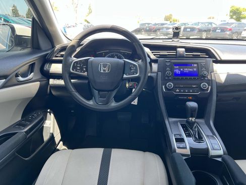 Certified 2019 Honda Civic LX image 7