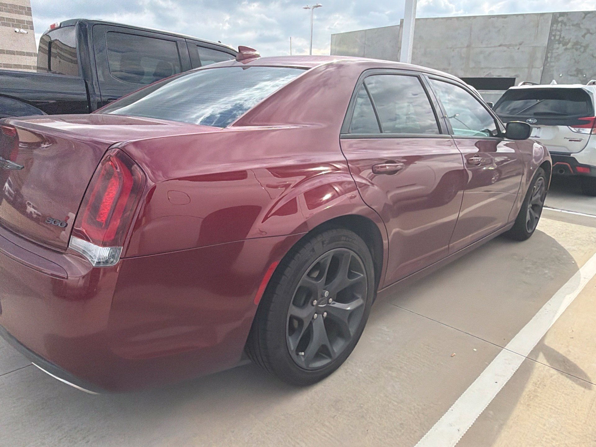 Used 2020 Chrysler 300 Touring w/ Sport Appearance Package RWD image 3