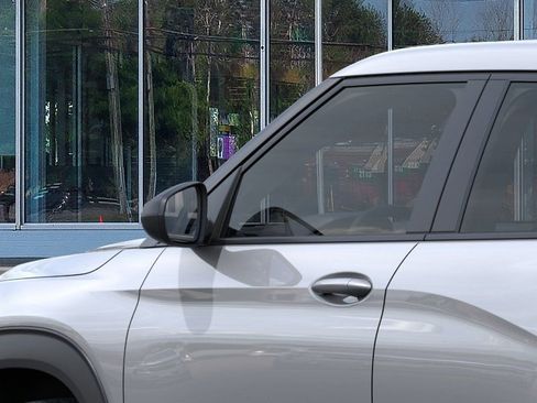 New 2026 Chevrolet TrailBlazer LS AWD/4WD image 12