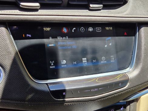 Used 2019 Cadillac XT5 Luxury FWD image 18