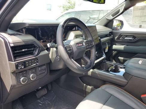 New 2026 GMC Yukon AT4 AWD/4WD image 20