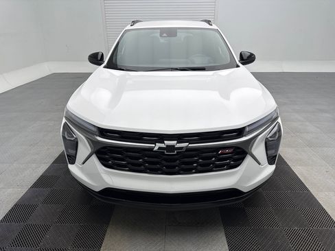 New 2025 Chevrolet Trax RS image 6