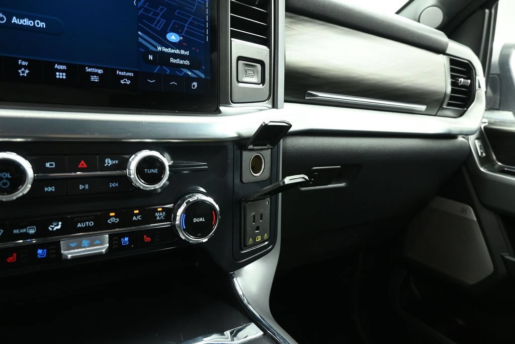 Used 2025 Ford F150 Lariat AWD/4WD image 17