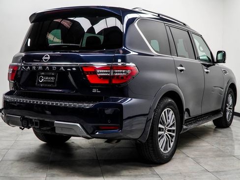 Used 2023 Nissan Armada SL w/ Captain's Chairs Package image 12