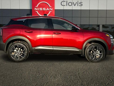 New 2026 Nissan Kicks SR image 9