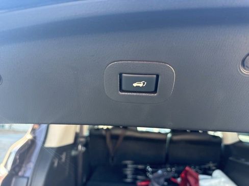 Used 2019 Nissan Armada SL w/ Premium Package image 22