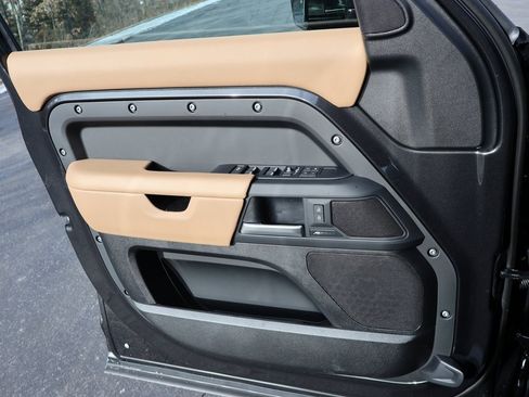 New 2026 Land Rover Defender 110 S image 36