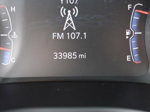 Used 2025 Jeep Compass Trailhawk AWD/4WD image 25
