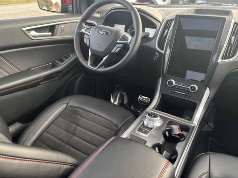 Used 2024 Ford Edge ST-Line image 23