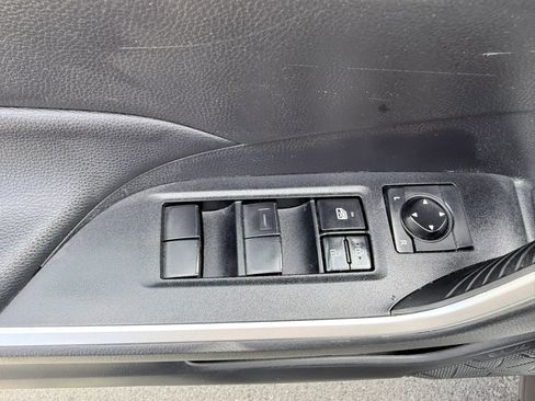 Used 2019 Toyota RAV4 LE w/ All Weather Liner Package AWD/4WD image 14