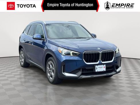 Used 2023 BMW X1 xDrive28i AWD/4WD image 1