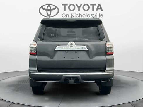 Used 2018 Toyota 4Runner Limited AWD/4WD image 4