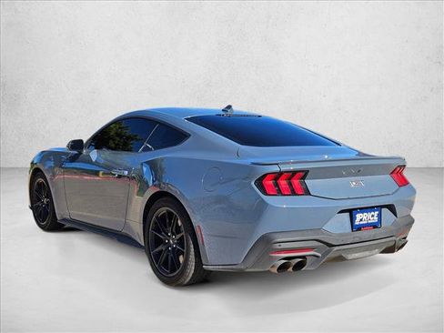 Used 2025 Ford Mustang GT Premium image 8