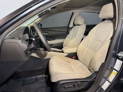 Used 2025 Honda Accord SE image 10
